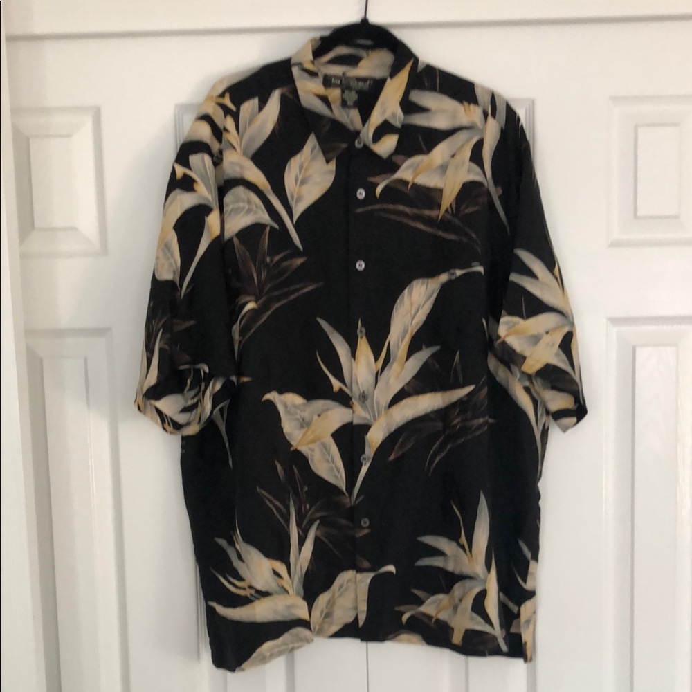 Tori Richard Silk Black and Gold Leaf Print Shirt